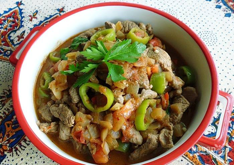 Каурма из баранины с овощами